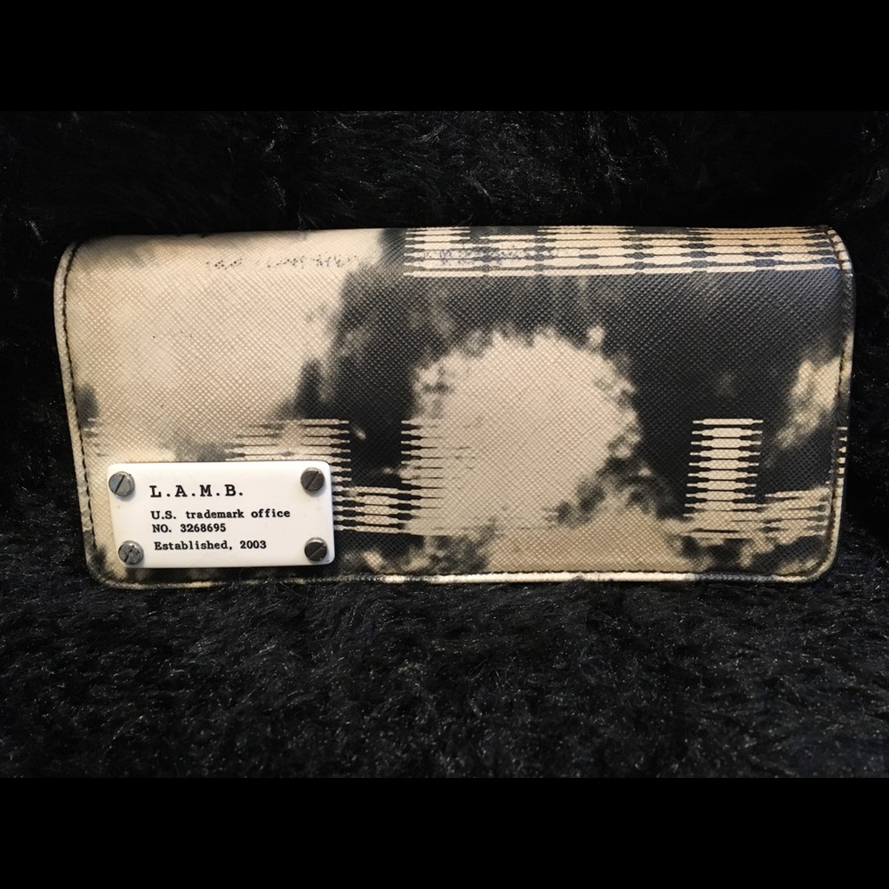 L.A.M.B. Wallet